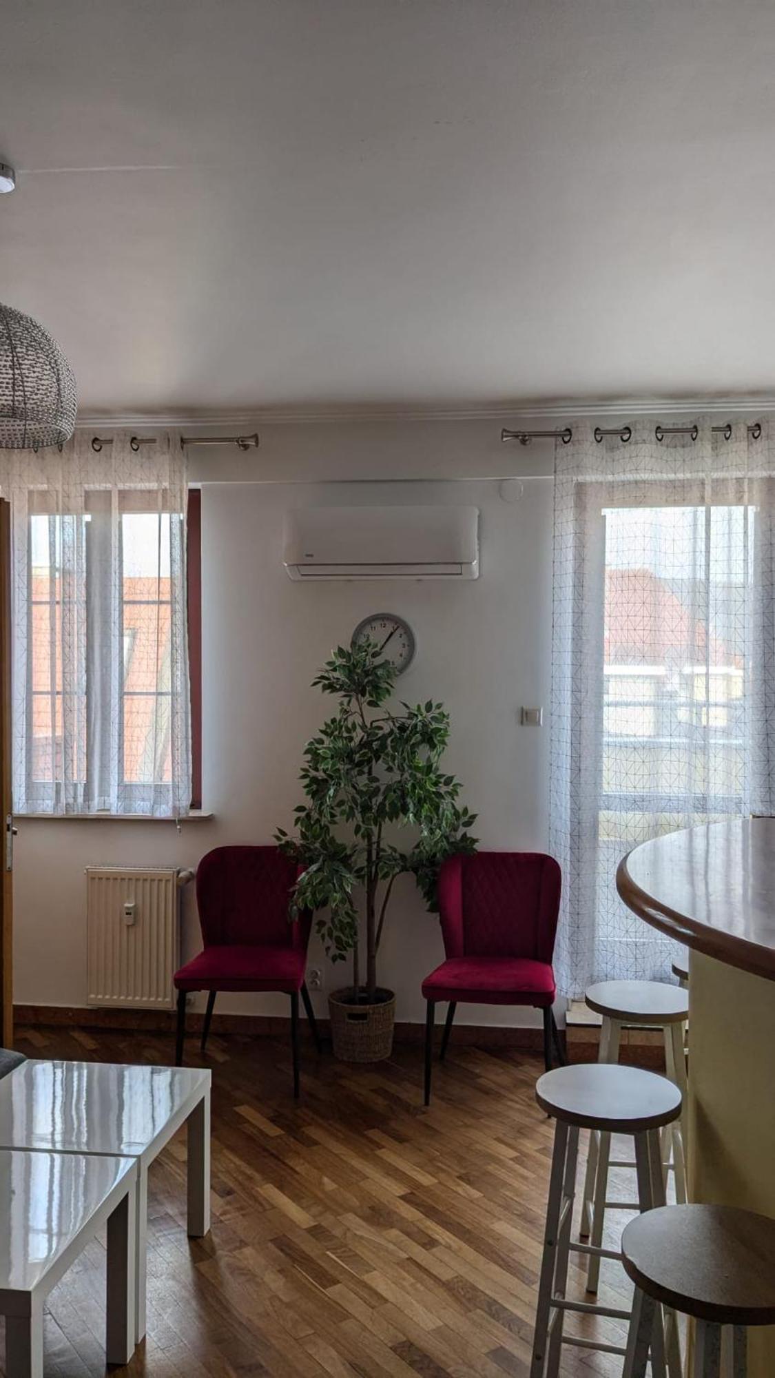3-bedroom In Town Square Wroclaw